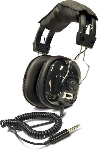 BOUNTY HUNTER METAL DETECTOR